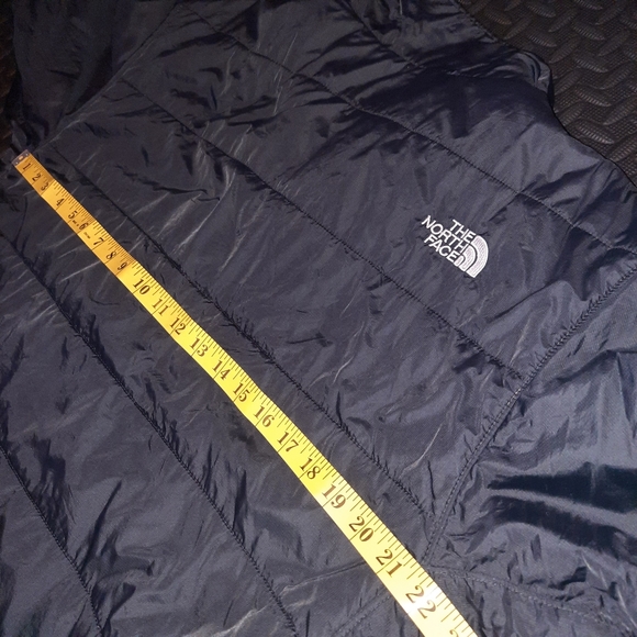 Whistler Blackcomb × The North Face collab jacket - Picture 8 of 12